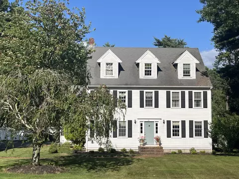 30 Fairview Ln, Plymouth, MA 02360