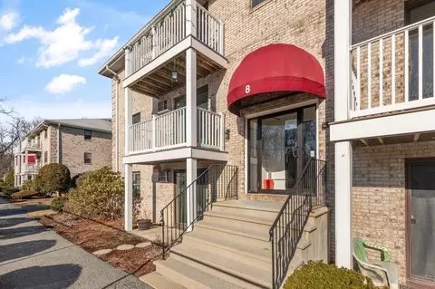 8 Kenmar Dr #72, Billerica, MA 01821