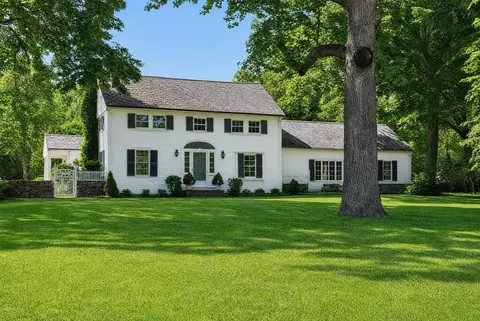 378 River St, Norwell, MA 02061