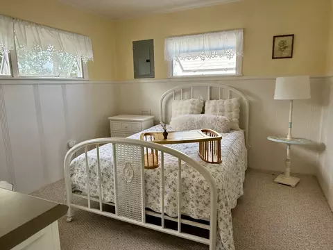 Bedroom - 26 Massasoit Ave, Bourne, MA 02559 photo 1 of 2