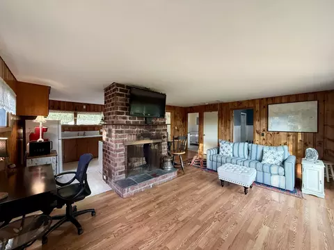 Living - 26 Massasoit Ave, Bourne, MA 02559 photo 2 of 3