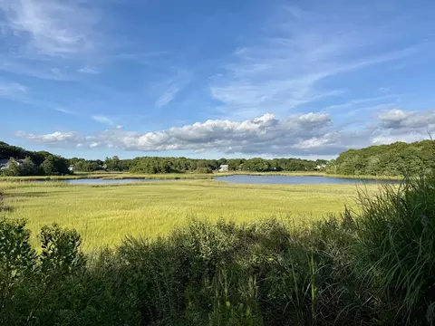 View/Area - 26 Massasoit Ave, Bourne, MA 02559 photo 2 of 2