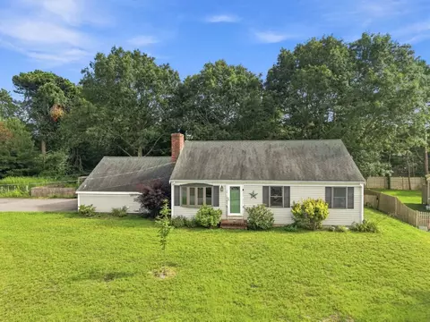 21 Captain Small Rd, Yarmouth, MA 02664