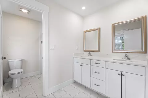 Bath - 30 Valmor St, Worcester, MA 01604 photo 5 of 5