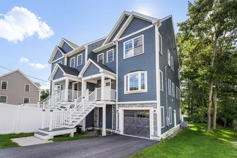 Exterior - 30 Valmor St, Worcester, MA 01604 photo 2 of 5