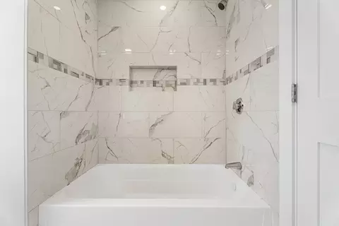 Bath - 32 Valmor St, Worcester, MA 01604 photo 2 of 5