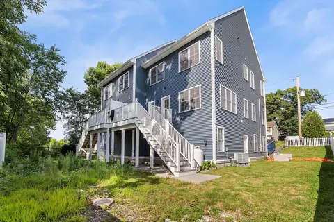 Exterior - 32 Valmor St, Worcester, MA 01604 photo 4 of 5