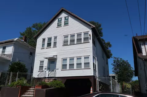 31-33 Stow Rd, Mattapan, MA 02126
