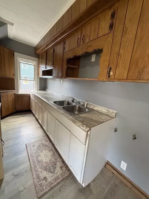91-93 Malden St, Springfield, MA 01108 photo 6