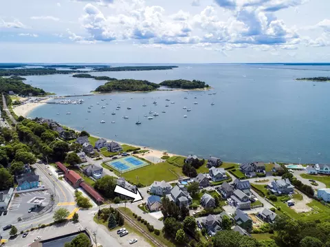 View/Area - 2 Worcester Ave, Monument Beach, MA 02553 photo 4 of 4