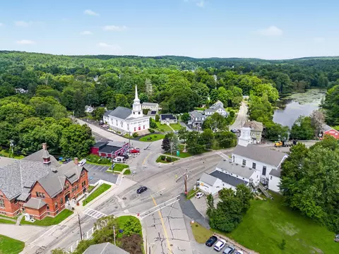 View/Area - 24 River St # B, Upton, MA 01568 photo 1 of 2