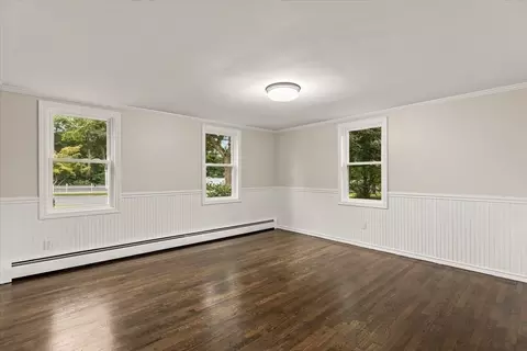Living - 3 Thoreau Dr, Centerville, MA 02632 photo 3 of 3