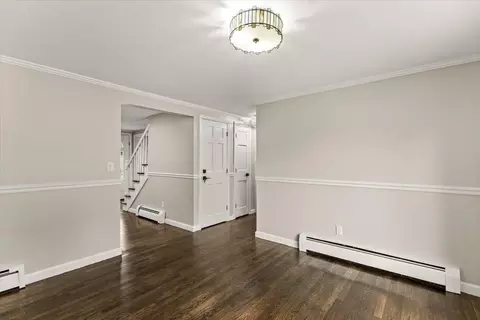 Entry Way - 3 Thoreau Dr, Centerville, MA 02632 photo 1 of 2