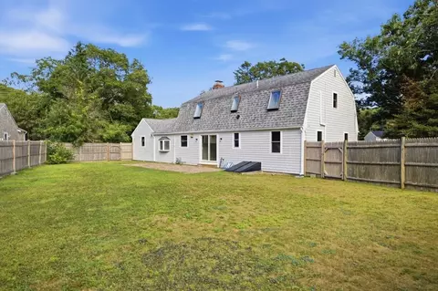 Exterior - 3 Thoreau Dr, Centerville, MA 02632 photo 5 of 6