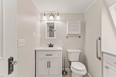 Bath - 3 Thoreau Dr, Centerville, MA 02632 photo 4 of 5