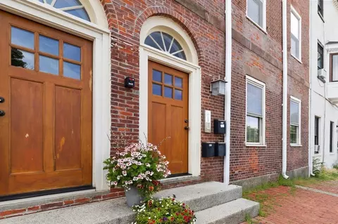 6 Union St #6-3, Salem, MA 01970