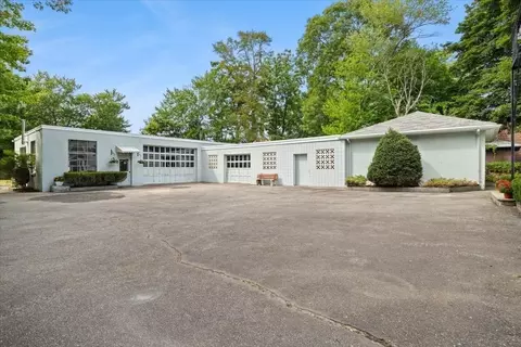 Exterior - 90 Silver St, Randolph, MA 02368 photo 10 of 14