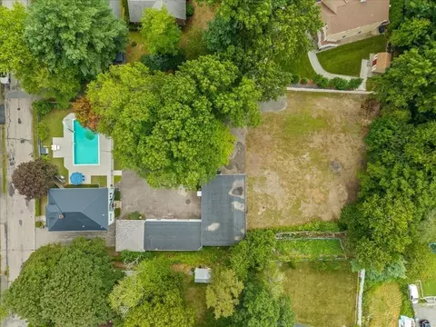 View/Area - 90 Silver St, Randolph, MA 02368 photo 2 of 2