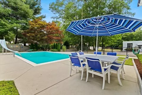 Exterior - 90 Silver St, Randolph, MA 02368 photo 5 of 14