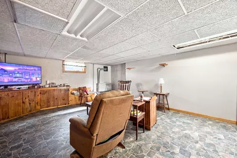 55 Park Ave, Ware, MA 01082 photo 12
