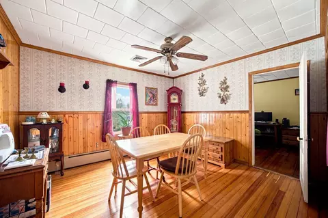 55 Park Ave, Ware, MA 01082 photo 4