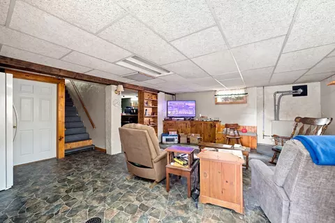 55 Park Ave, Ware, MA 01082 photo 8