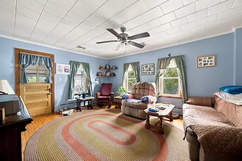 55 Park Ave, Ware, MA 01082 photo 5