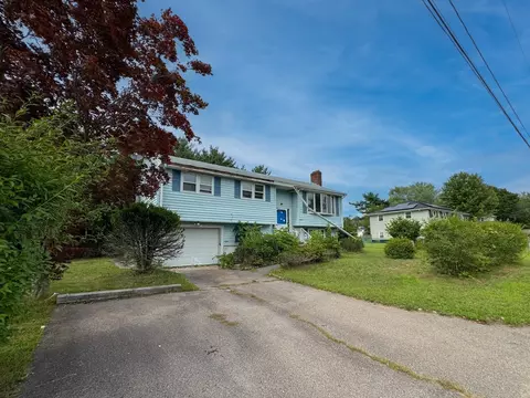62 Carlisle St, Brockton, MA 02302