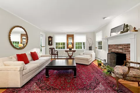 Living - 286 Midpine Rd, Barnstable, MA 02630 photo 1 of 3