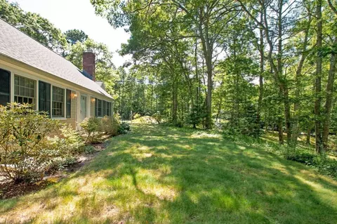 Exterior - 286 Midpine Rd, Barnstable, MA 02630 photo 6 of 10
