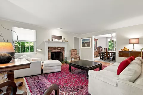 Living - 286 Midpine Rd, Barnstable, MA 02630 photo 2 of 3