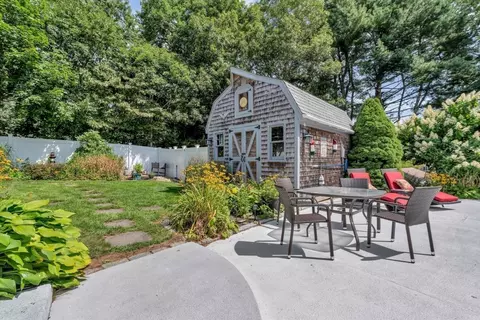 Exterior - 66 Sheaffer Rd, Centerville, MA 02632 photo 11 of 14
