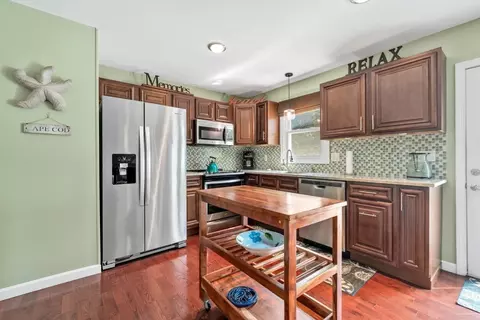Kitchen - 66 Sheaffer Rd, Centerville, MA 02632 photo 1 of 6