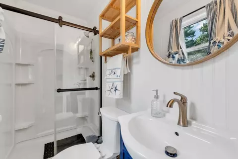 Bath - 66 Sheaffer Rd, Centerville, MA 02632 photo 2 of 3