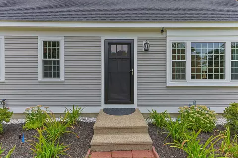 Exterior - 34 Commodore Ln, Marstons Mills, MA 02648 photo 3 of 11
