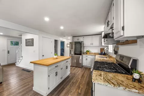 Kitchen - 34 Commodore Ln, Marstons Mills, MA 02648 photo 1 of 4