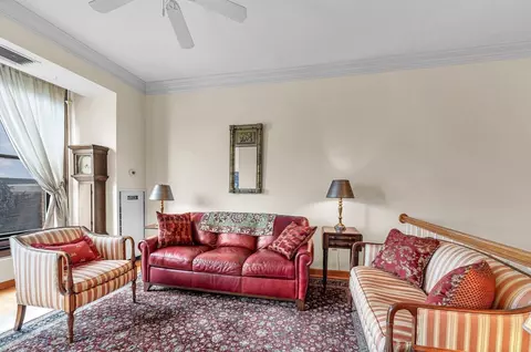 Living - 235 State St #407, Springfield, MA 01103 photo 1 of 4