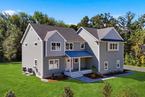 90 Debra Dr, Tewksbury, MA 01876