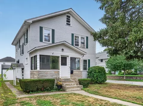19 Wilson Rd, Stoneham, MA 02180