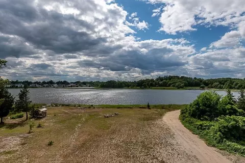View/Area - 22 Avenue A, Wareham, MA 02571 photo 2 of 3