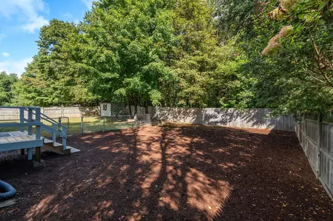Exterior - 11 Munroe Dr, Plainville, MA 02762 photo 3 of 10