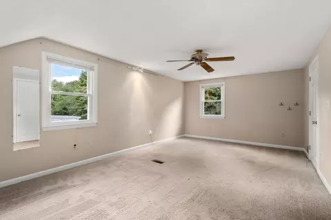 Bedroom - 11 Munroe Dr, Plainville, MA 02762 photo 2 of 5