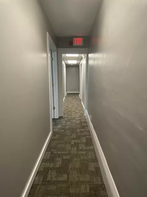 Entry Way - 130 Rock St, Fall River, MA 02720 photo 3 of 5