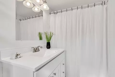 Bath - 80 Cove Rd, Eastham, MA 02642 photo 2 of 4