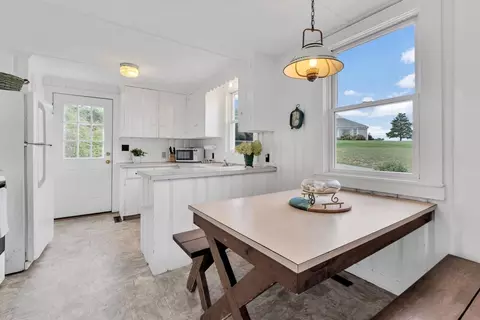 Kitchen - 80 Cove Rd, Eastham, MA 02642 photo 5 of 6