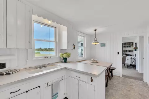 Kitchen - 80 Cove Rd, Eastham, MA 02642 photo 4 of 6