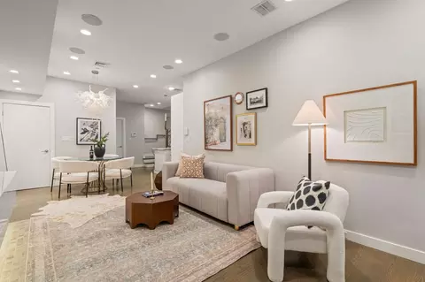 341 Marlborough St #1, Boston, MA 02115