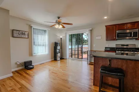 Other - 122 Ambrose St, Springfield, MA 01109 photo 1 of 9