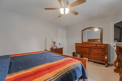 Bedroom - 122 Ambrose St, Springfield, MA 01109 photo 1 of 2