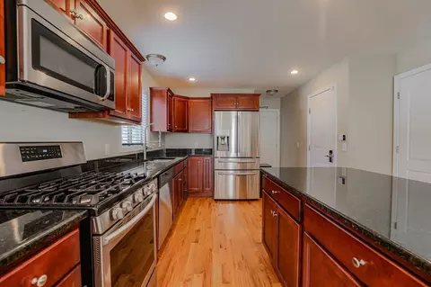 Kitchen - 122 Ambrose St, Springfield, MA 01109 photo 3 of 6